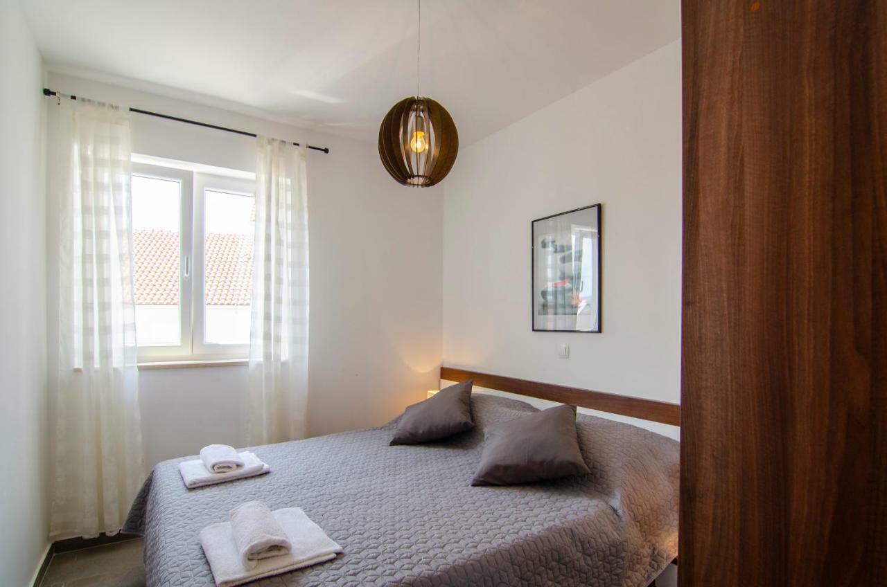 Apartment Sara 3 Bol