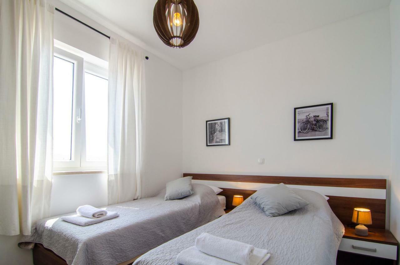 Appartement Sara 3 *