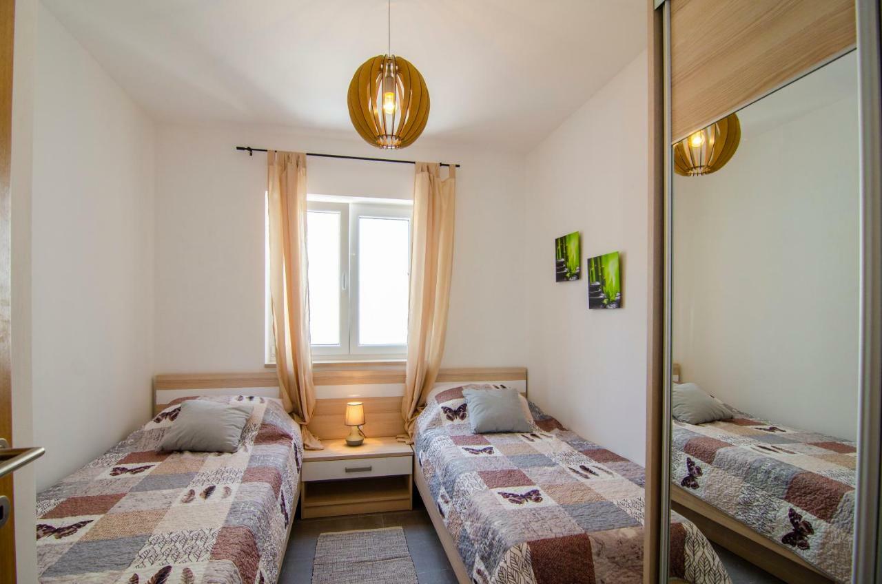 Appartement Sara 3 Bol