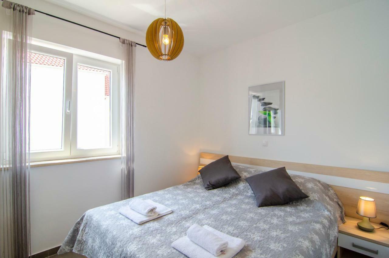 Sara 3 Appartement Bol
